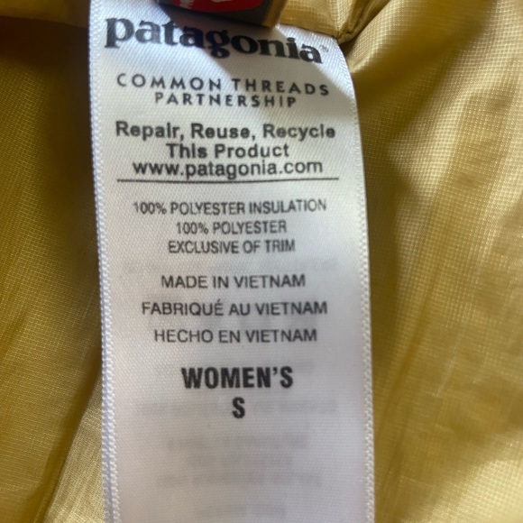 Patagonia Sz S Women's Light Blue Quilted Vest - Picture 6 of 11